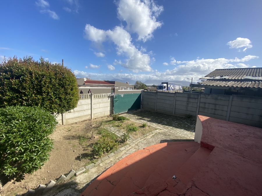 2 Bedroom Property for Sale in Hawston Western Cape